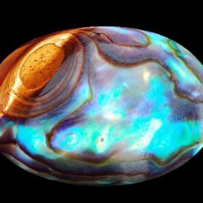 Лабрадорит