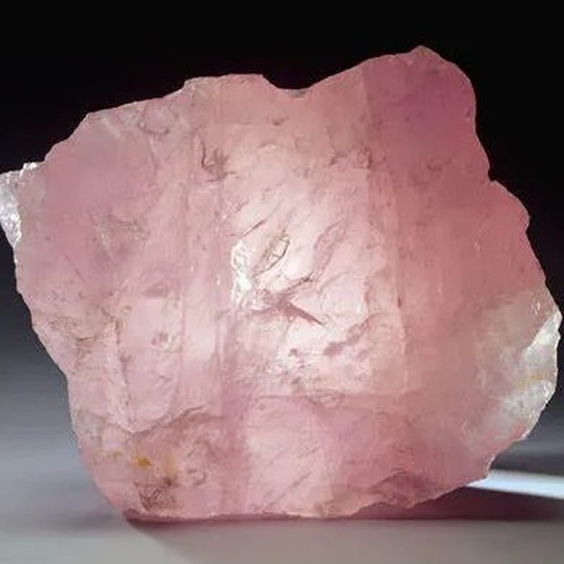 Розовый кварц